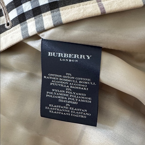 Burberry Black and Cream Plaid Trench Coat - Picture 9 of 10